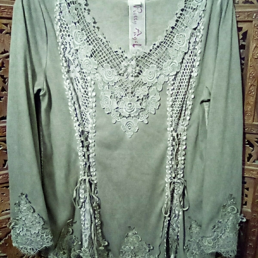 Pretty Lace Top